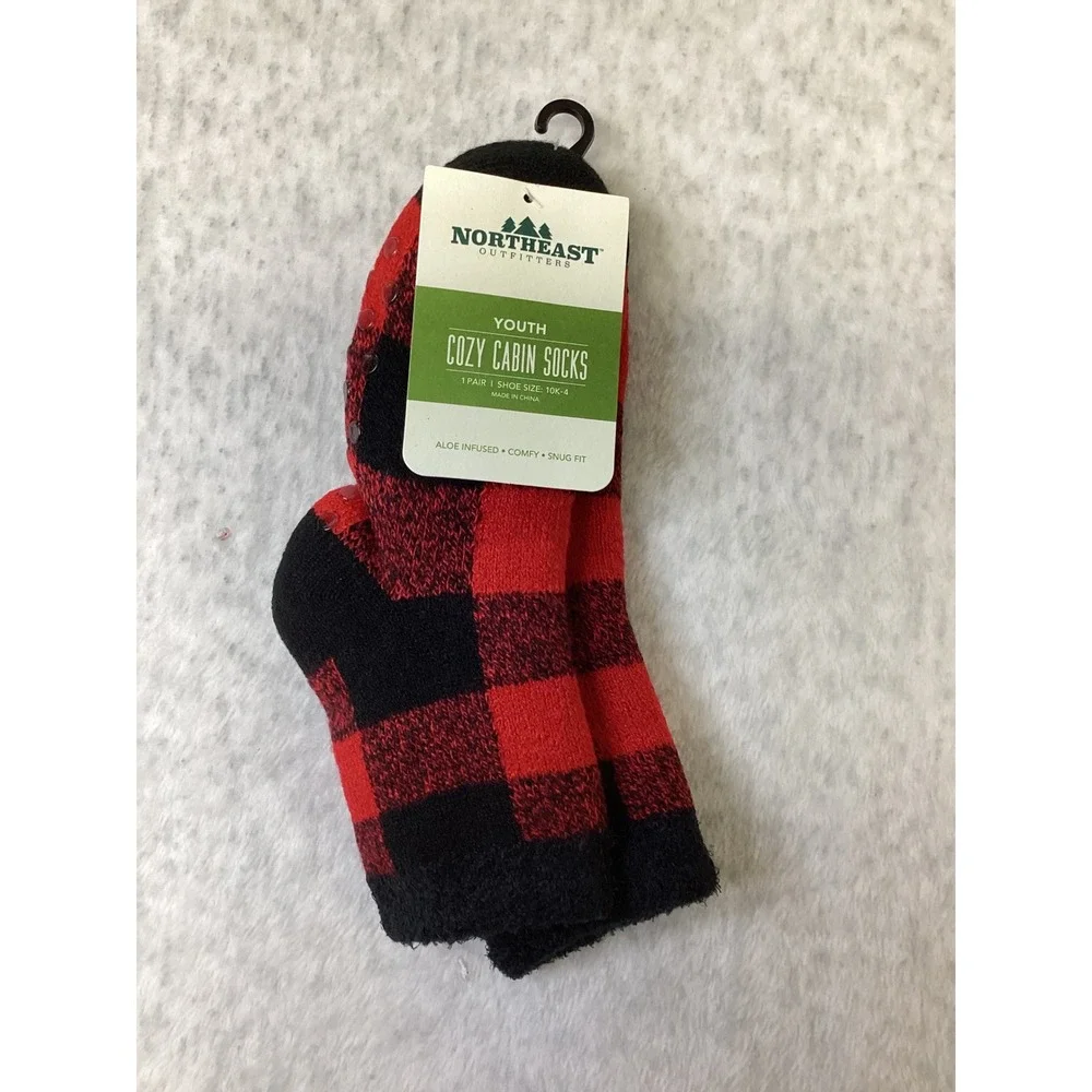 Northeast Outfitters Youth Cozy Cabin Socks Red Black Buffalo Check Grippers S/M